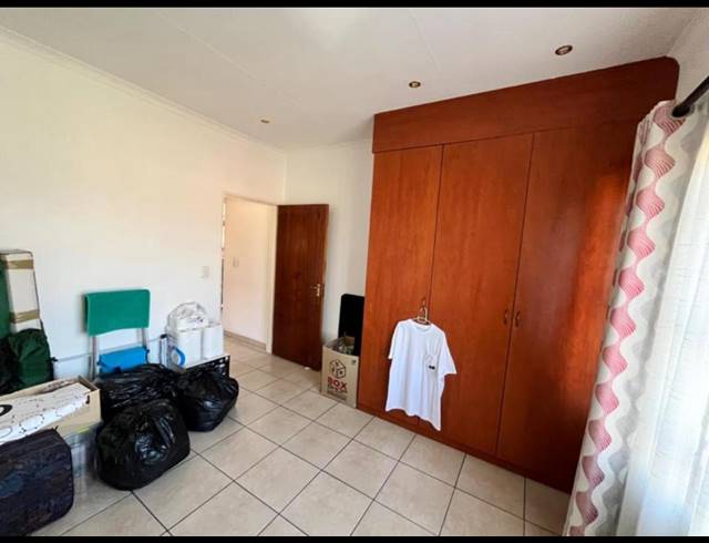 2 BEDROOM APARTMENT FOR SALE IN SONNEVELD